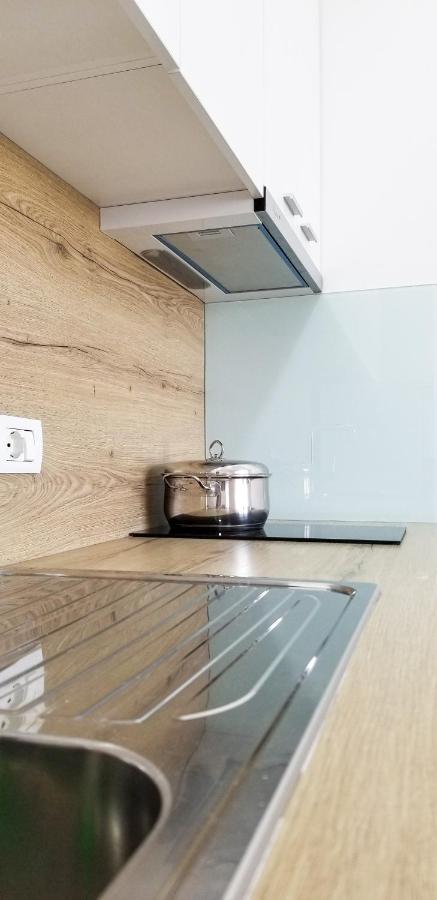 City Center Cute And Comfy Apartment - Ajia Apartments Tiranë Luaran gambar